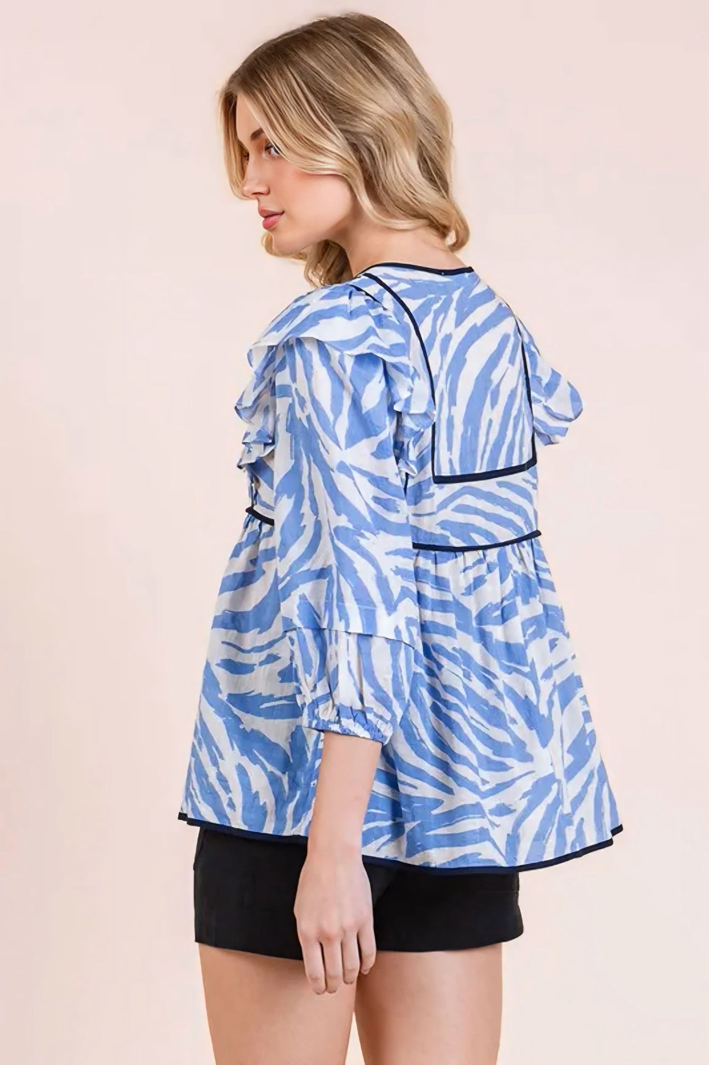 Graphic Print Solid Trim Quarter Sleeve Blouse