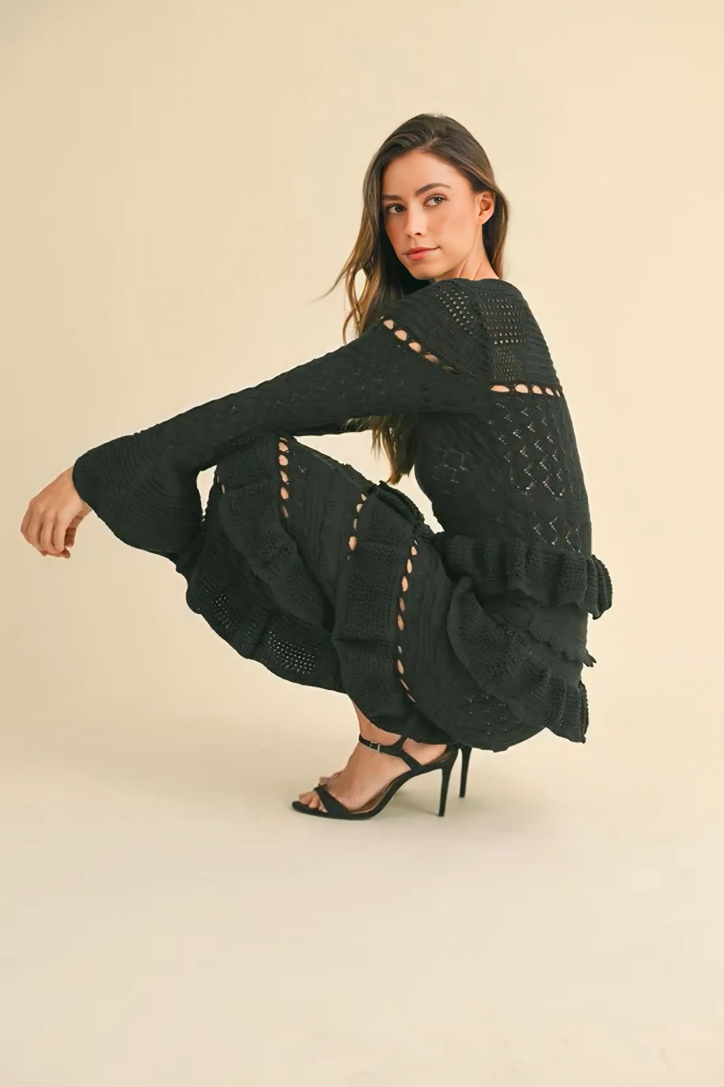 Long Sleeve Tiered Ruffle Knit Midi Dress