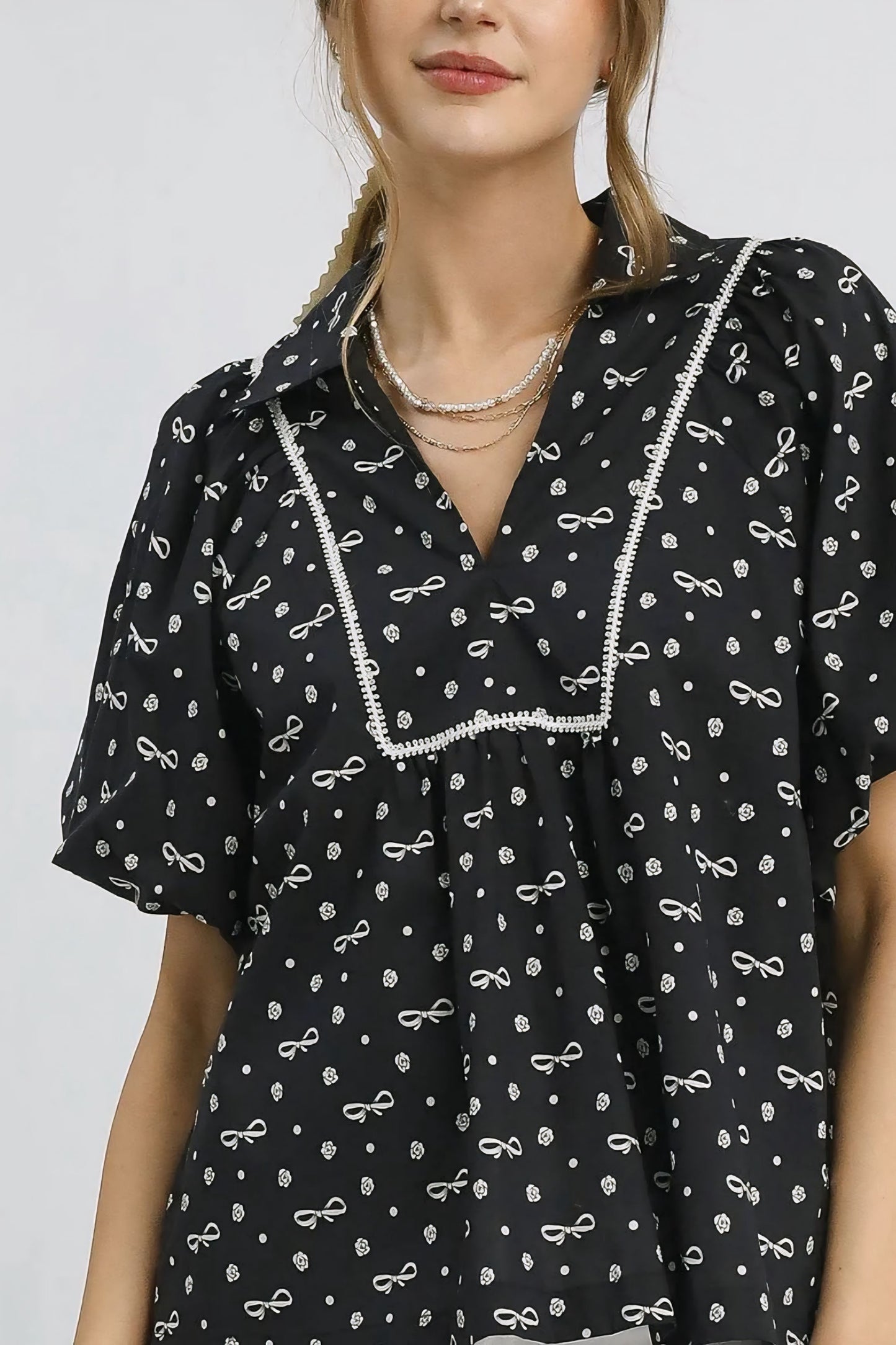 Bow Print Puff Sleeve Blouse