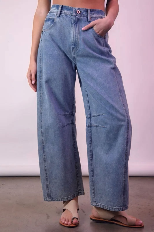 Wide Leg Comfy Jeans