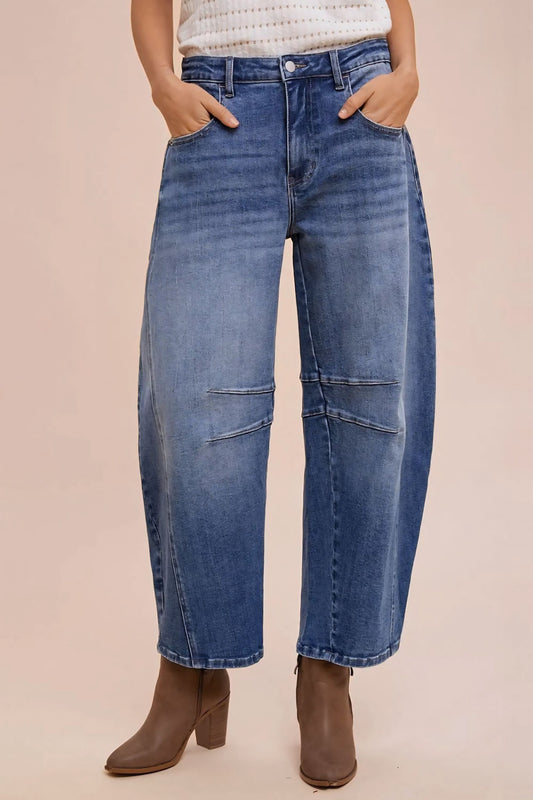 Mid Rise Barrel Leg Jeans with Pockets