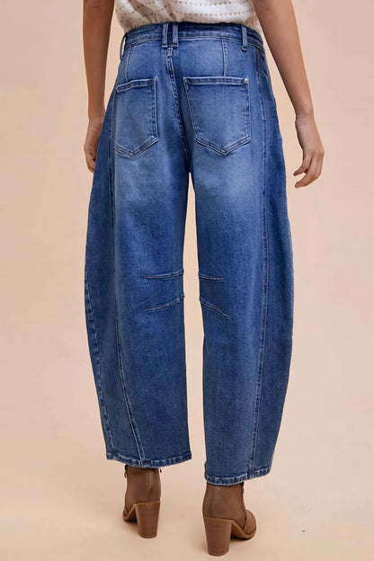 Mid Rise Barrel Leg Jeans with Pockets